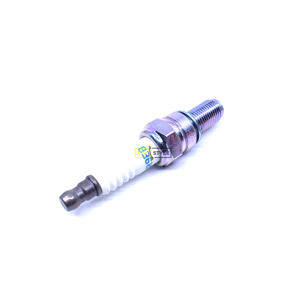 Свеча зажигания CR9EB Yamaha CR9-EB000-00-00