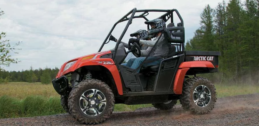PROWLER 1000 XT RED (U2015R4W1PUSR)