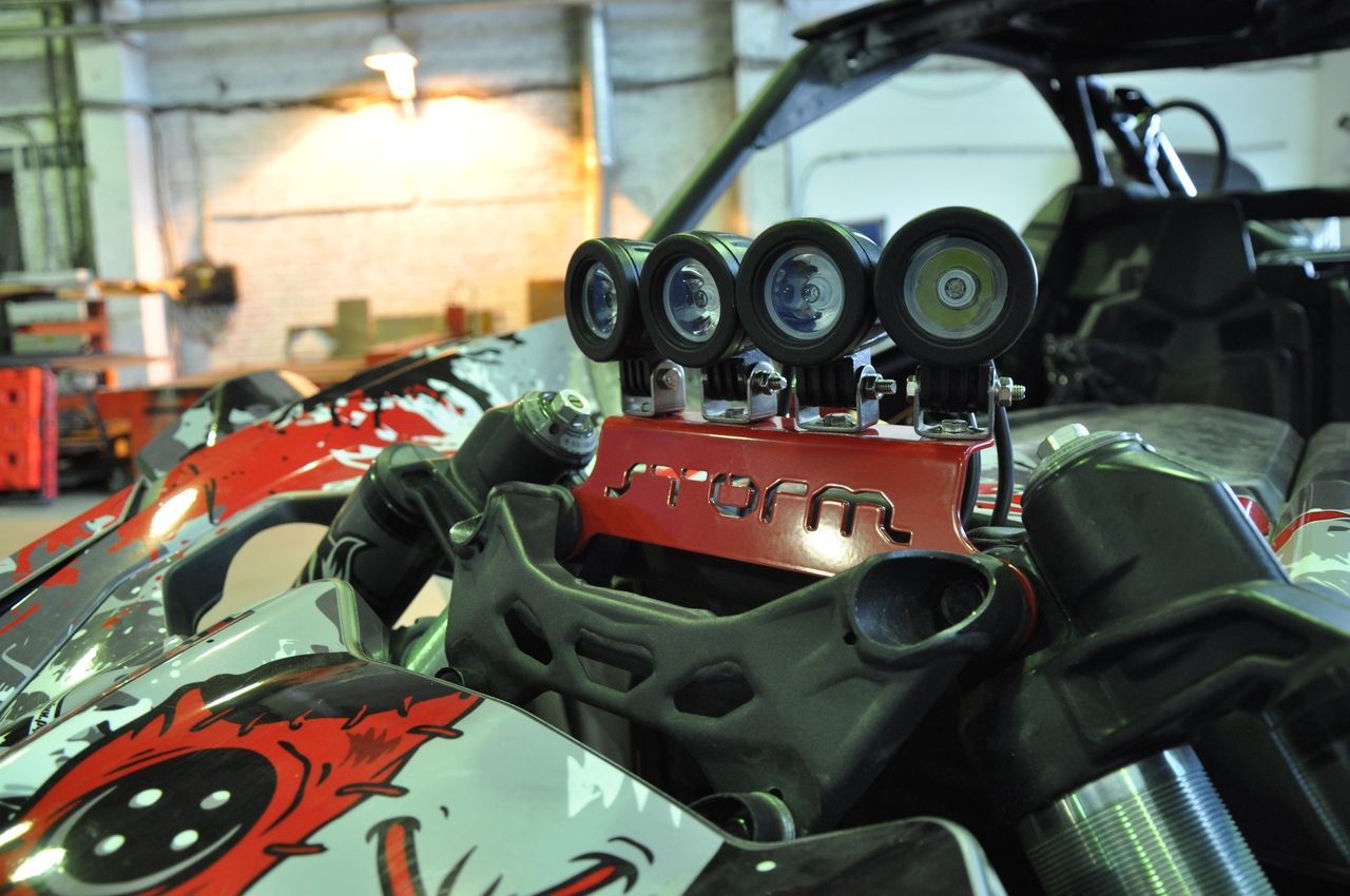Кронштейн фары на амортизаторы Storm для CAN-AM Maverick X3 сталь 2,0 мм