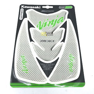 Защитная наклейка на топливный бак Kawasaki Ninja 300 168TPT0059