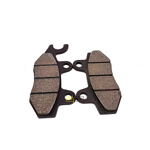 Тормозные колодки semi-metall для  500GT передние правые арт. HLK-P008