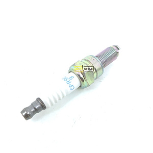 Свеча зажигания Kawasaki CPR9EB-9