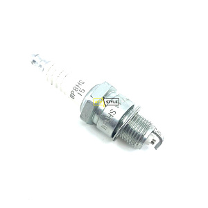 Свеча зажигания NGK BP8HS-15