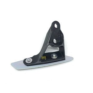 Кронштейн крепления щитка левый (скребок) 1HP-F539F-00-00