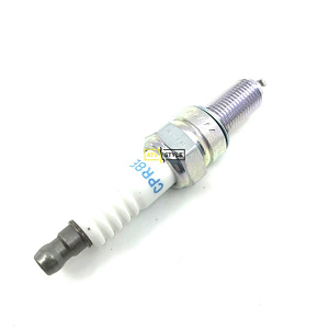 Свеча зажигания NGK CPR8E