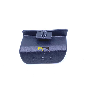 Кнопка перчаточного ящика Suzuki 92143-14G00-Y0J