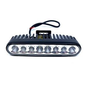 Светодиодная фара ( 8LED , 40 WATT, LML 1940)