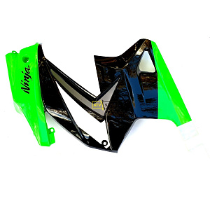 Пластик черно-зеленый правый Kawasaki 55053-5276-15R