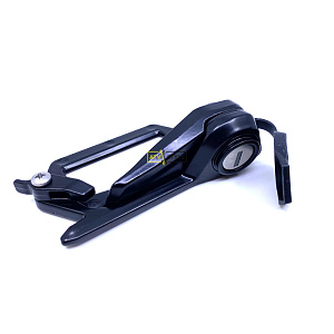 Замок LinQ левый Ski Doo 860201968