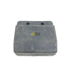 Отбойник направляющей гусеницы Yamaha 8AC-47457-00-00