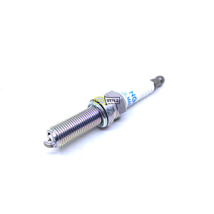 Свеча зажигания Kawasaki  SILMAR9F9